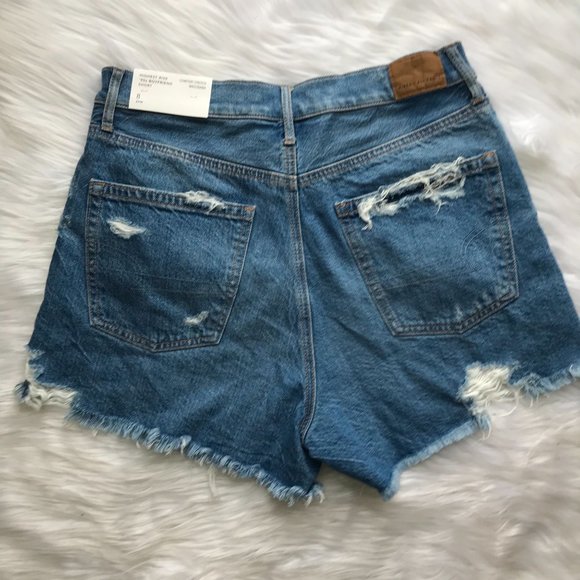 NWT American Eagle Highest Rise 90's Jean Shorts - Size 8 - Picture 2 of 5